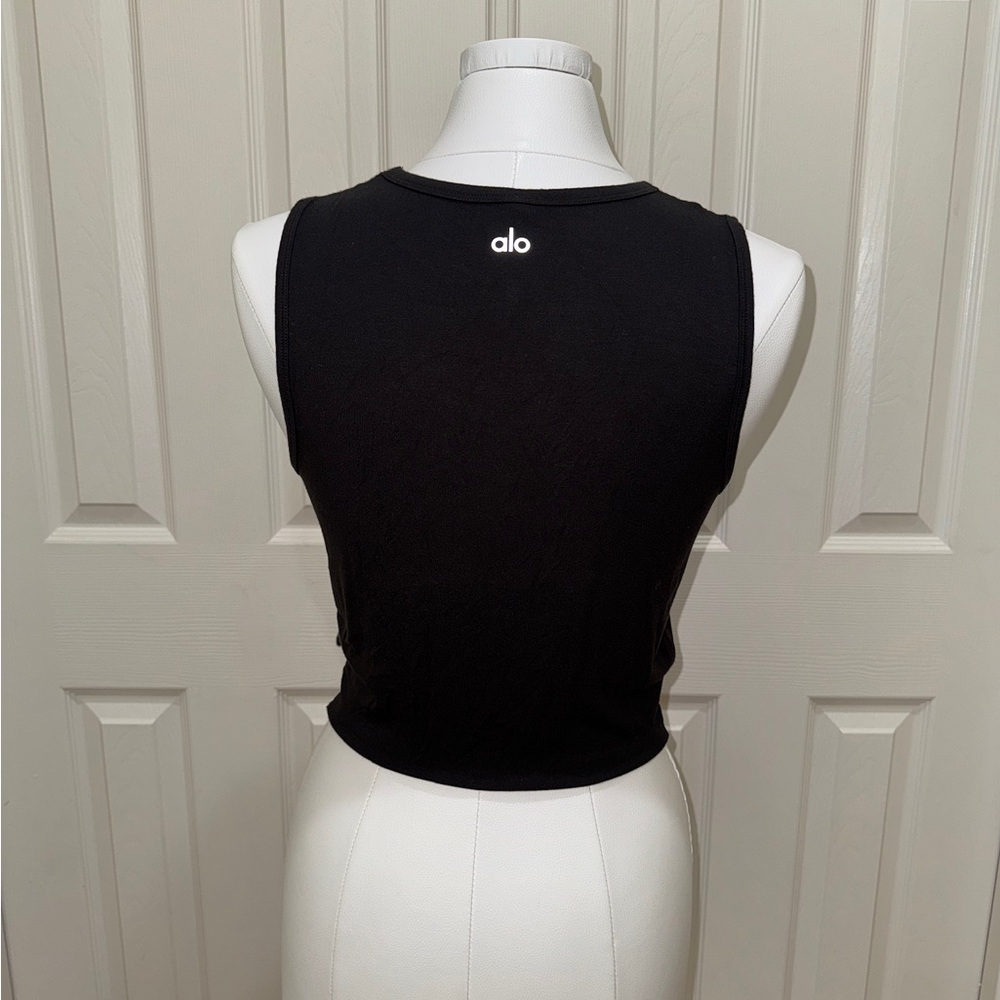 ALO Yoga Black Tank Top - Picture 3 of 3
